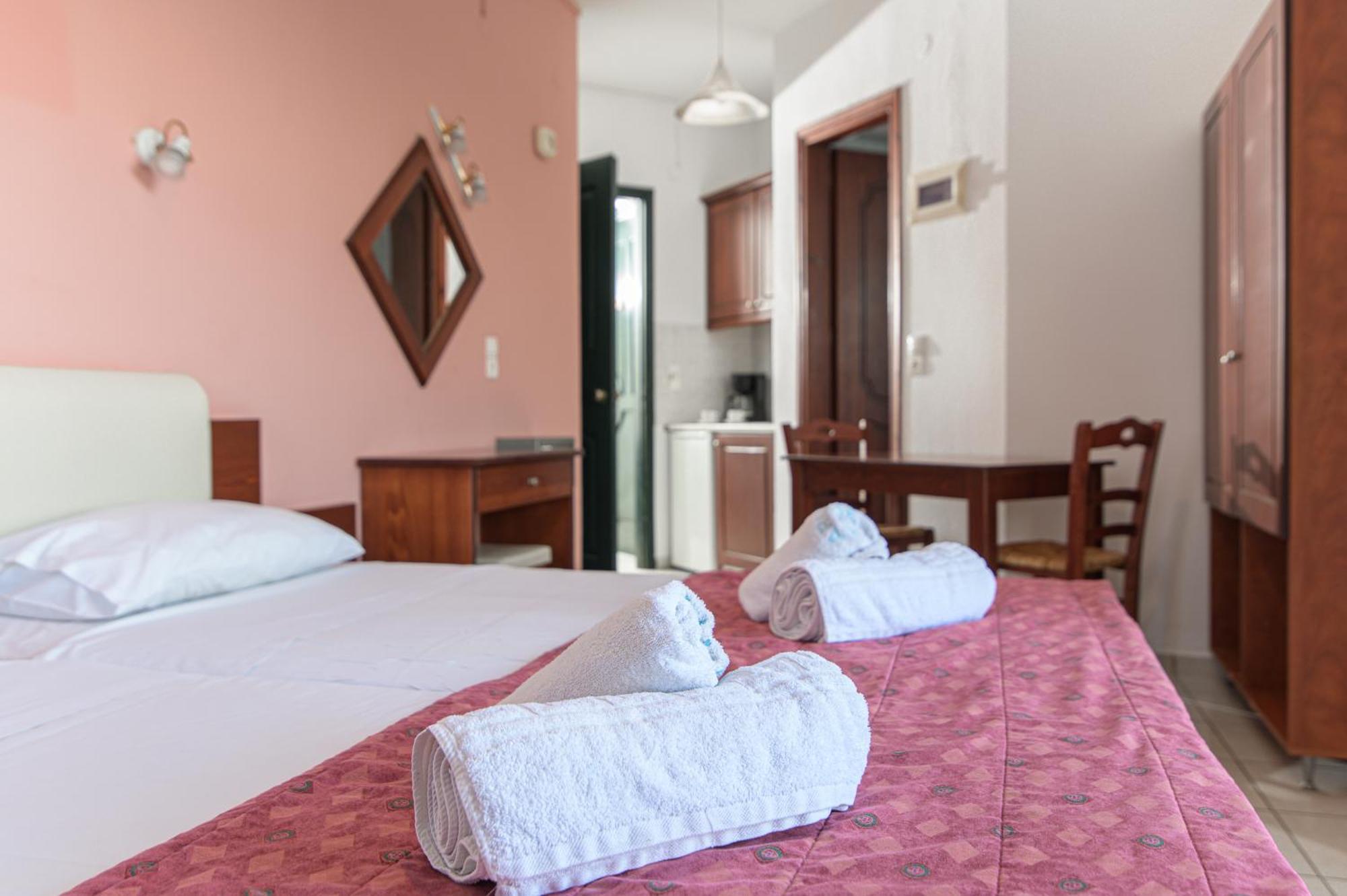 Ariadni Palace Apartments Hersonissos  Exterior photo